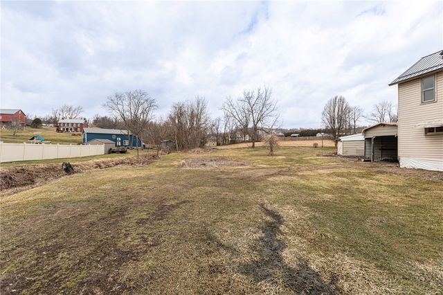 2814 W Crawford Ave, Dunbar Twp, PA 15425