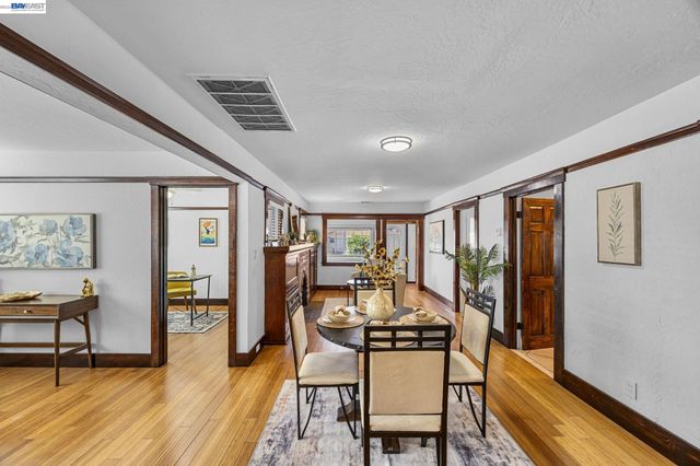 18286 Meekland Ave, Hayward, CA 94541