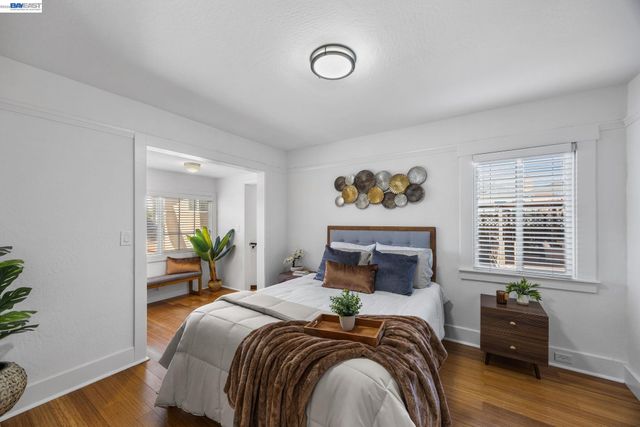 18286 Meekland Ave, Hayward, CA 94541