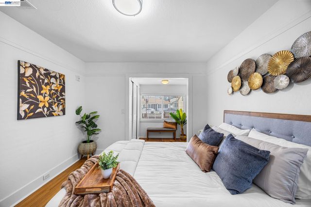 18286 Meekland Ave, Hayward, CA 94541