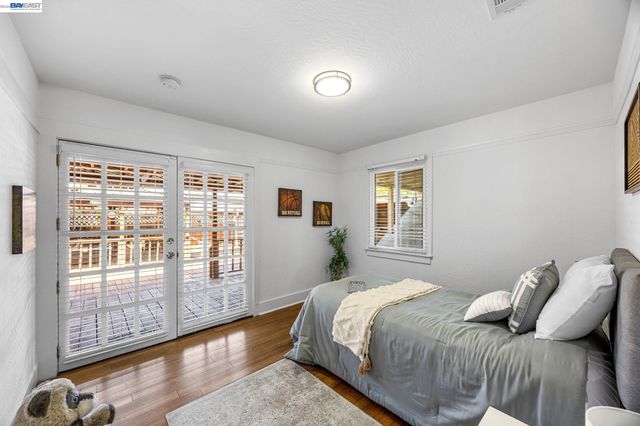 18286 Meekland Ave, Hayward, CA 94541