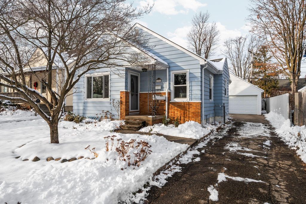 2054 McKinley Avenue, Ypsilanti Twp, MI 48197