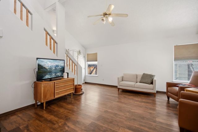 5313 La Colonia Drive NW, Albuquerque, NM 87120