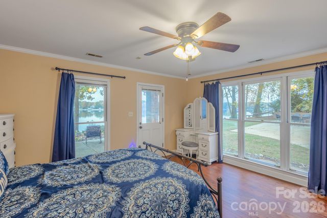 185 Willow Point Road, Troutman, NC 28166