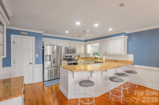 185 Willow Point Road, Troutman, NC 28166