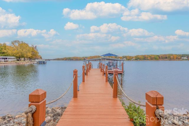 185 Willow Point Road, Troutman, NC 28166