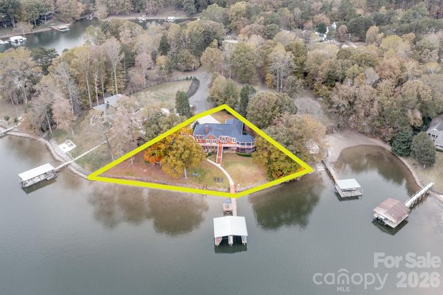 185 Willow Point Road, Troutman, NC 28166