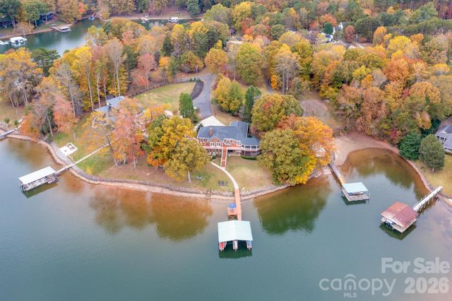 185 Willow Point Road, Troutman, NC 28166
