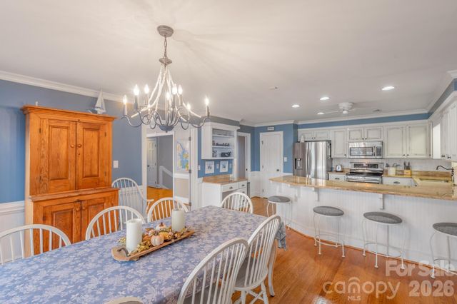 185 Willow Point Road, Troutman, NC 28166