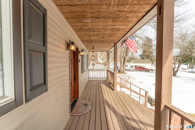 39 Long Pond Road South, Ledyard, CT 06339