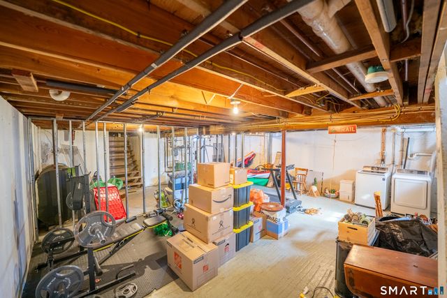 39 Long Pond Road South, Ledyard, CT 06339