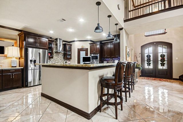 8500 Anastasia Avenue, Beaumont, TX 77705