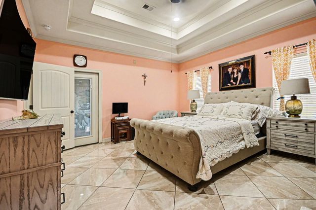 8500 Anastasia Avenue, Beaumont, TX 77705