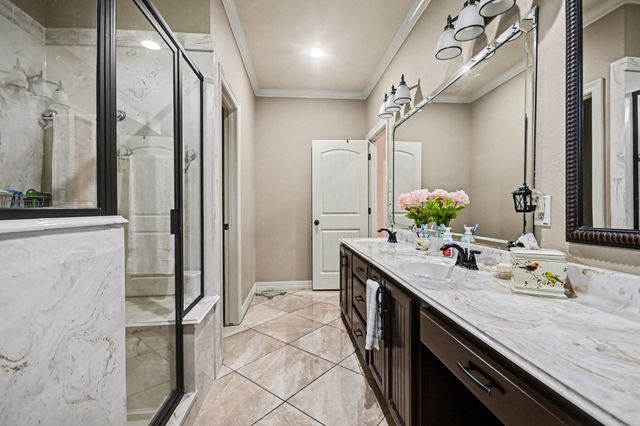 8500 Anastasia Avenue, Beaumont, TX 77705