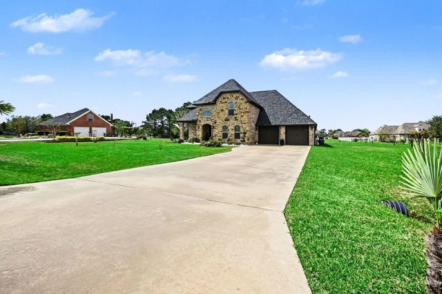 8500 Anastasia Avenue, Beaumont, TX 77705