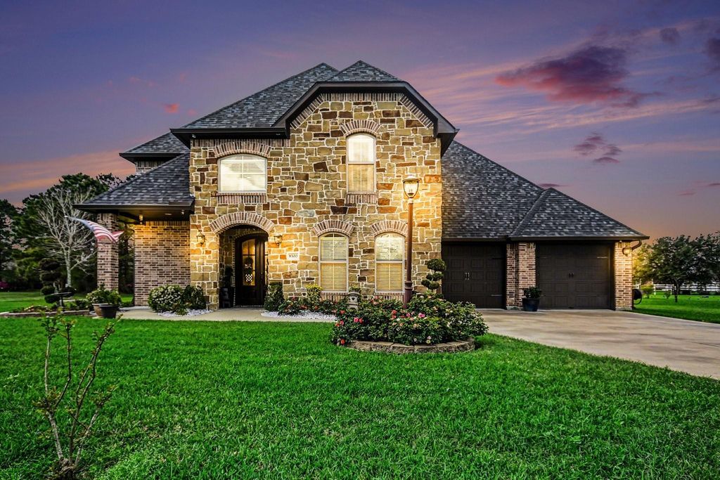 8500 Anastasia Avenue, Beaumont, TX 77705