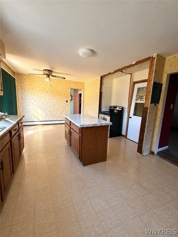 1600 Lockport Road, Porter, NY 14174