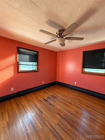 1600 Lockport Road, Porter, NY 14174