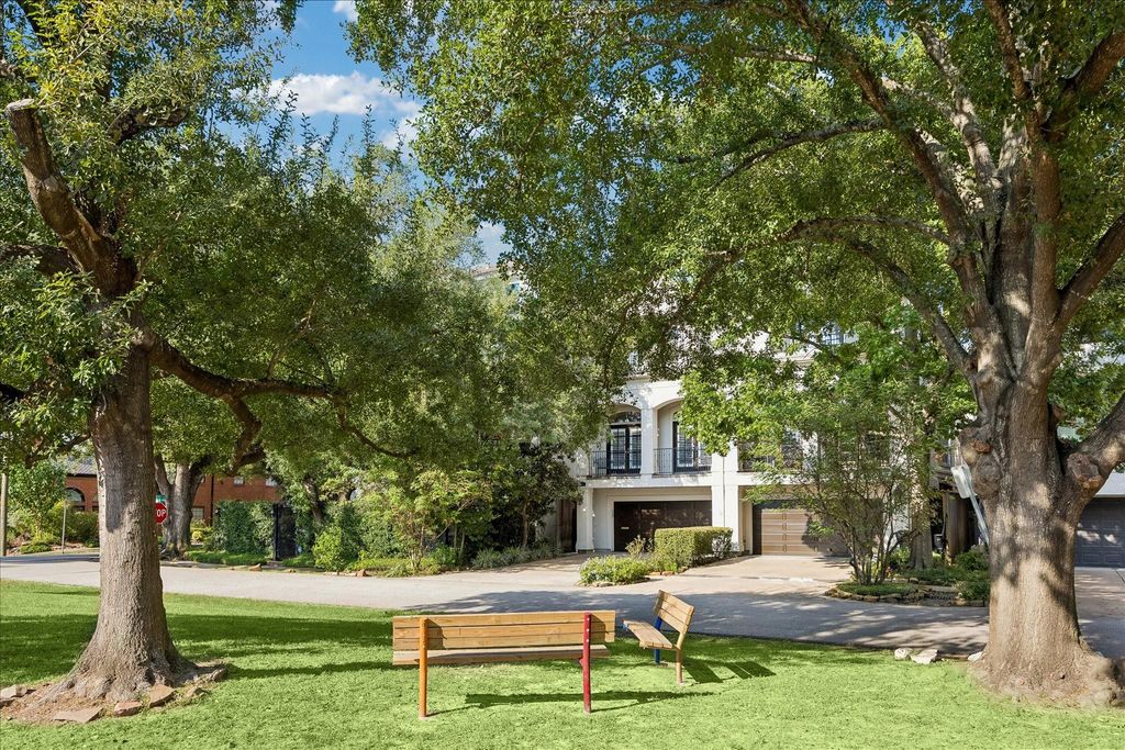 6414 Taggart Street A, Houston, TX 77007