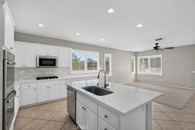12611 Avocado Way, Riverside, CA 92503