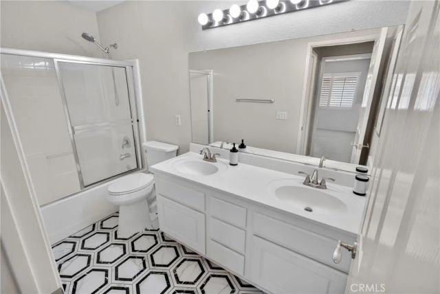12611 Avocado Way, Riverside, CA 92503