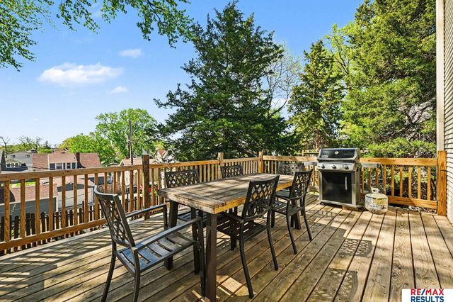 2826 S 31st Street, Omaha, NE 68105