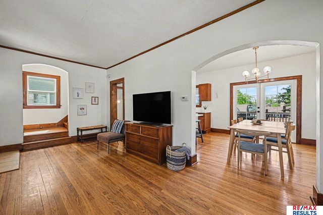 2826 S 31st Street, Omaha, NE 68105