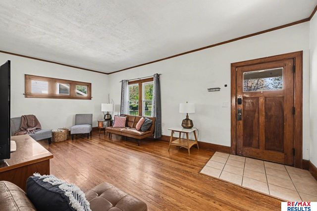 2826 S 31st Street, Omaha, NE 68105
