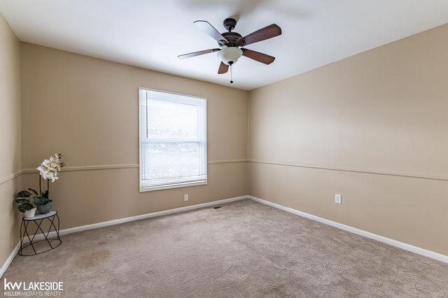 6322 Pepper Hill Street, West Bloomfield Twp, MI 48322