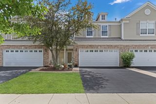 2636 Evergreen Circle, Mchenry, IL 60050