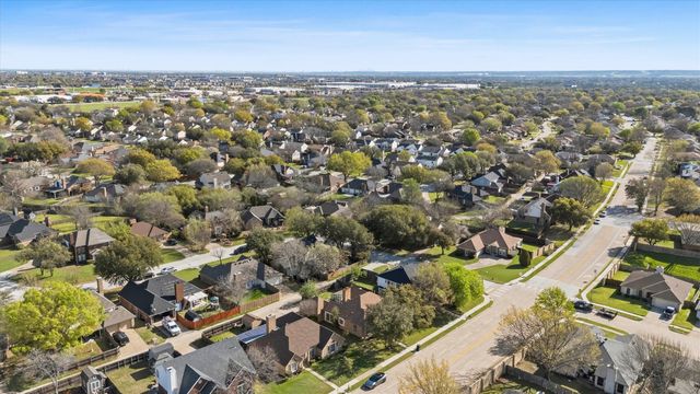 2742 Claremont Drive, Grand Prairie, TX 75052