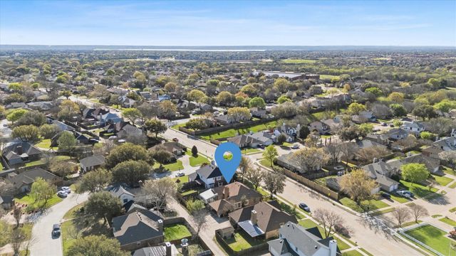 2742 Claremont Drive, Grand Prairie, TX 75052