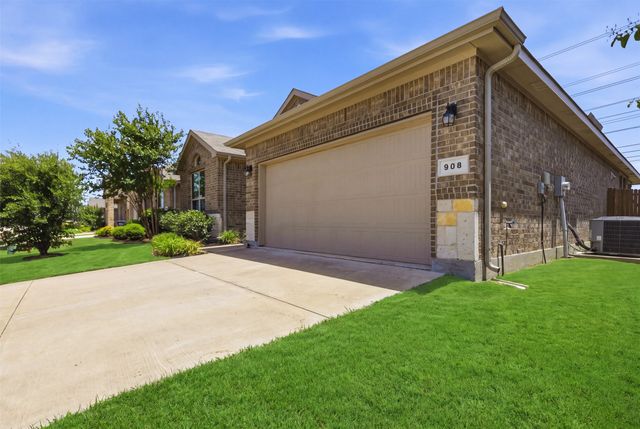 908 Nelson Place, Fort Worth, TX 76028
