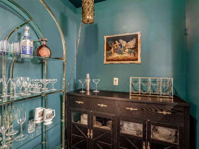 1327 W Wilshire Boulevard, Oklahoma City, OK 73116