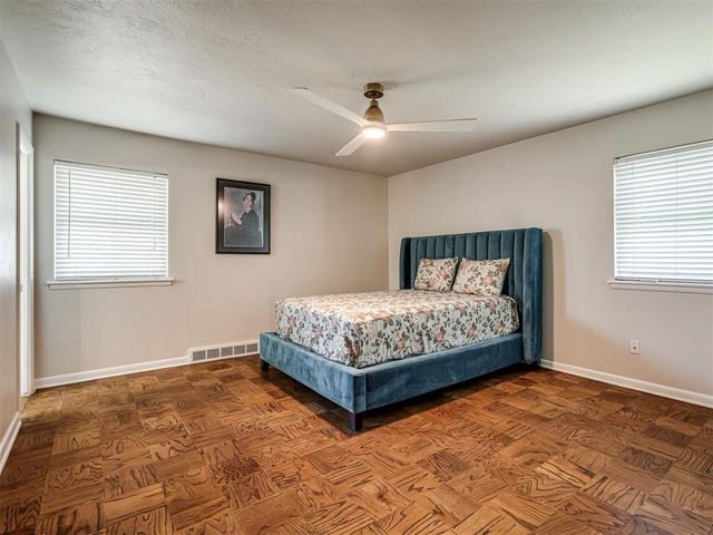 1327 W Wilshire Boulevard, Oklahoma City, OK 73116