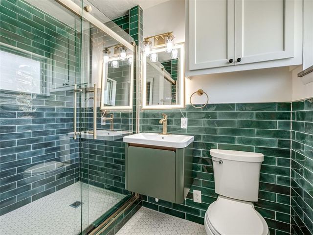 1327 W Wilshire Boulevard, Oklahoma City, OK 73116