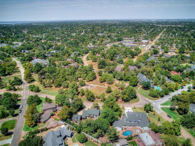 1327 W Wilshire Boulevard, Oklahoma City, OK 73116