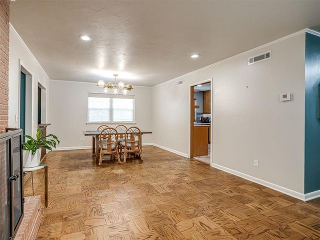 1327 W Wilshire Boulevard, Oklahoma City, OK 73116