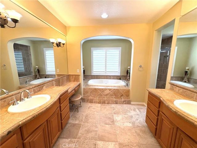 8183 E Bailey Way, Anaheim Hills, CA 92808