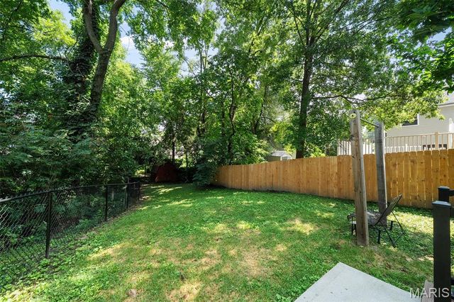 837 Greeley Avenue, Webster Groves, MO 63119