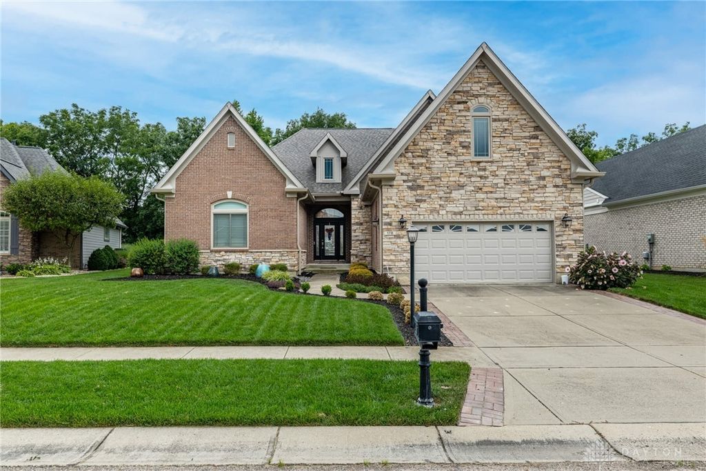 178 Winding Creek Drive, Springboro, OH 45066