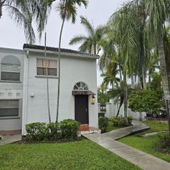 4651 NW 97th Ct 33, Doral, FL 33178