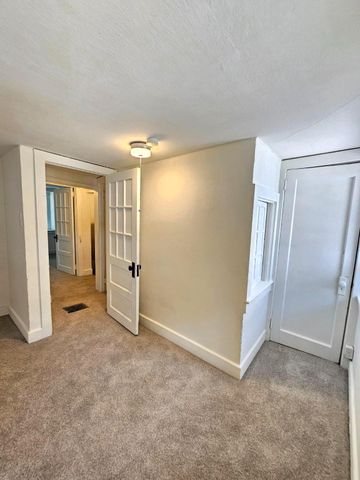 200 MAIN ST, Parkesburg, PA 19365
