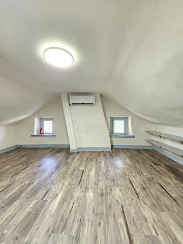 200 MAIN ST, Parkesburg, PA 19365