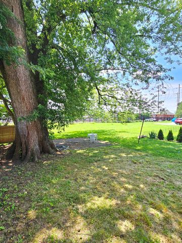 200 MAIN ST, Parkesburg, PA 19365