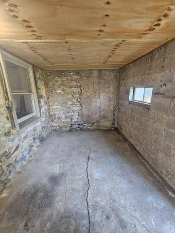 200 MAIN ST, Parkesburg, PA 19365