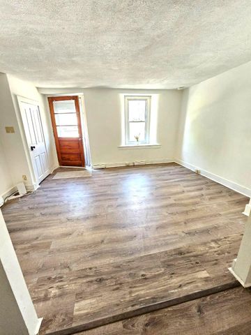 200 MAIN ST, Parkesburg, PA 19365