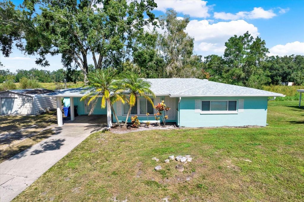 910 LINWOOD TERRACE, Lutz, FL 33549