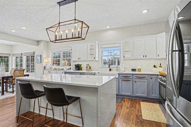 627 Parkview Avenue, Spring Lake, MI 49456