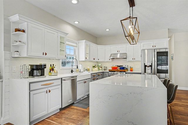 627 Parkview Avenue, Spring Lake, MI 49456